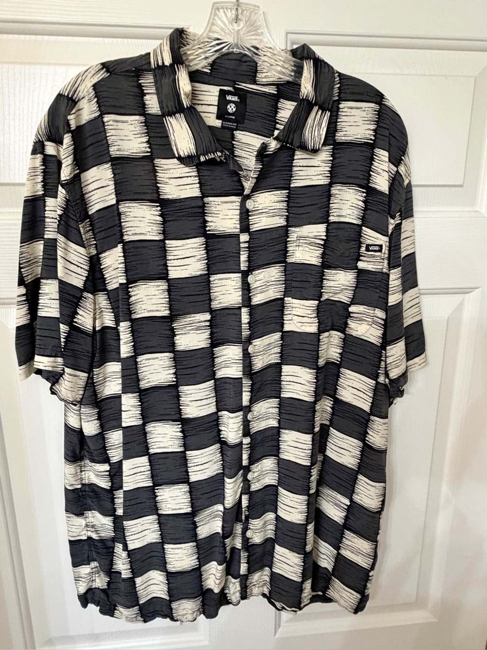 Vans Mens Short Sleeve Button Down Shirt Black Cream Distorted Checkerboard XL